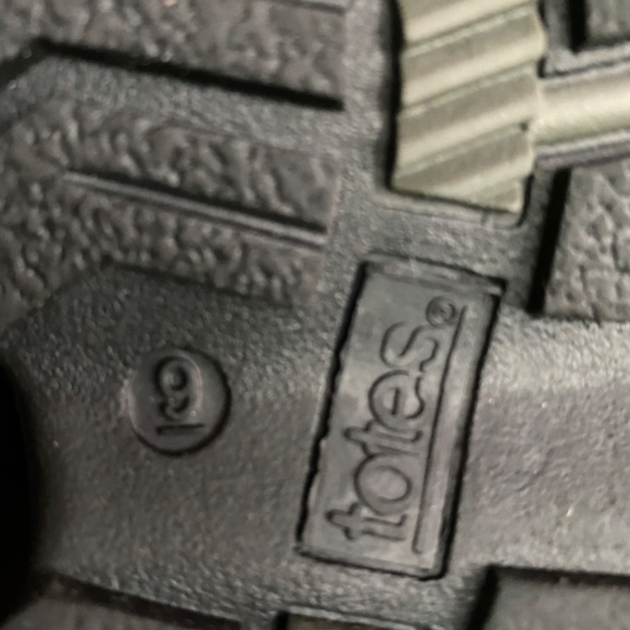 Totes Snowboots Toddler Size 9 - Picture 5 of 10